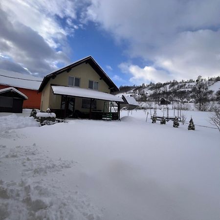 Casa In Curte La Zavate Villa บราน ภายนอก รูปภาพ